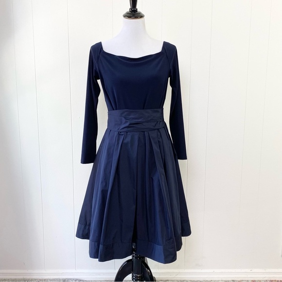 Lauren Ralph Lauren Dresses & Skirts - Lauren Ralph Lauren Dress Size 12 Women's Navy Evening Fit Flare Silhouette
